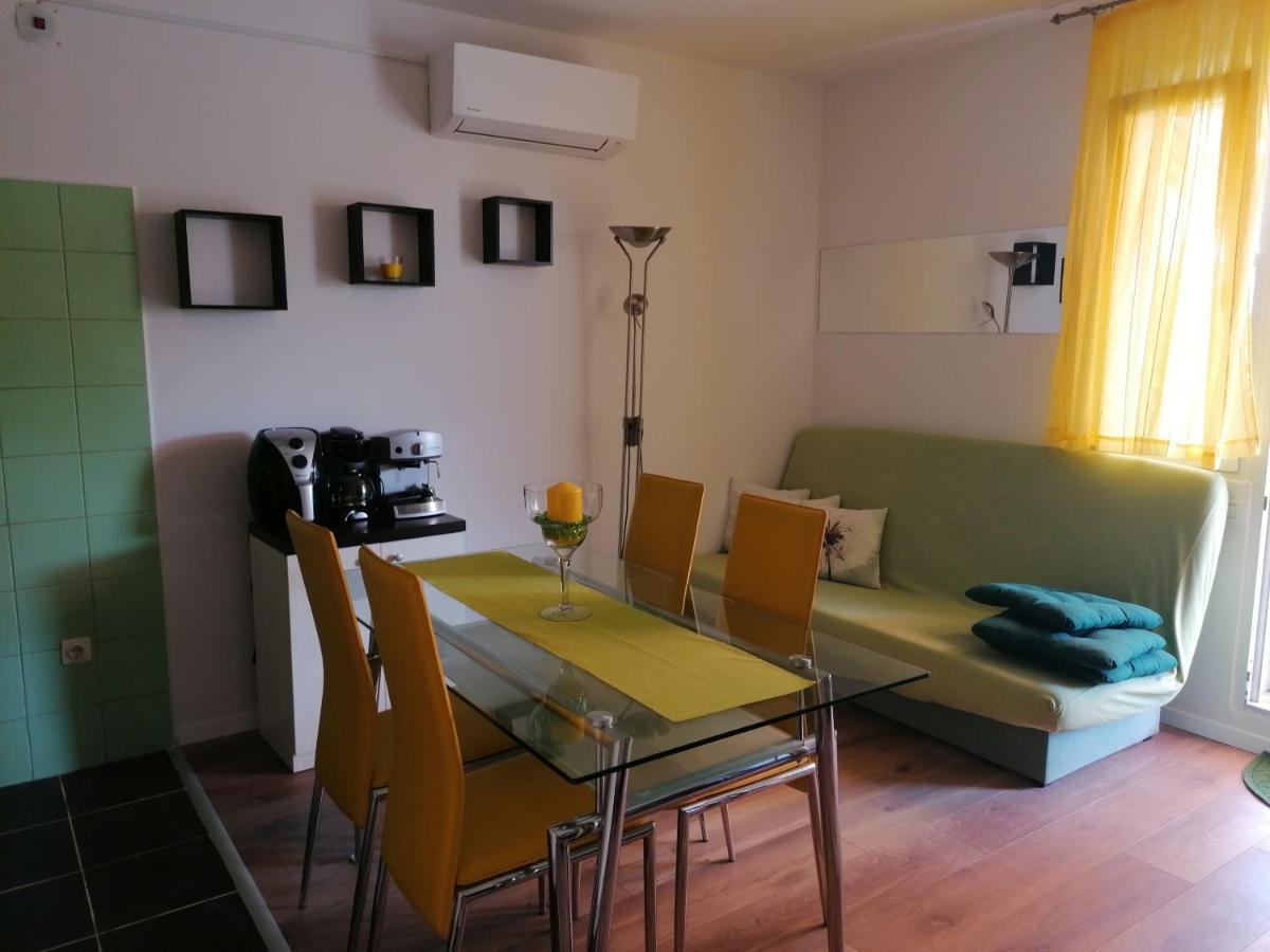 Apartment Poldrugo Cres Exteriör bild